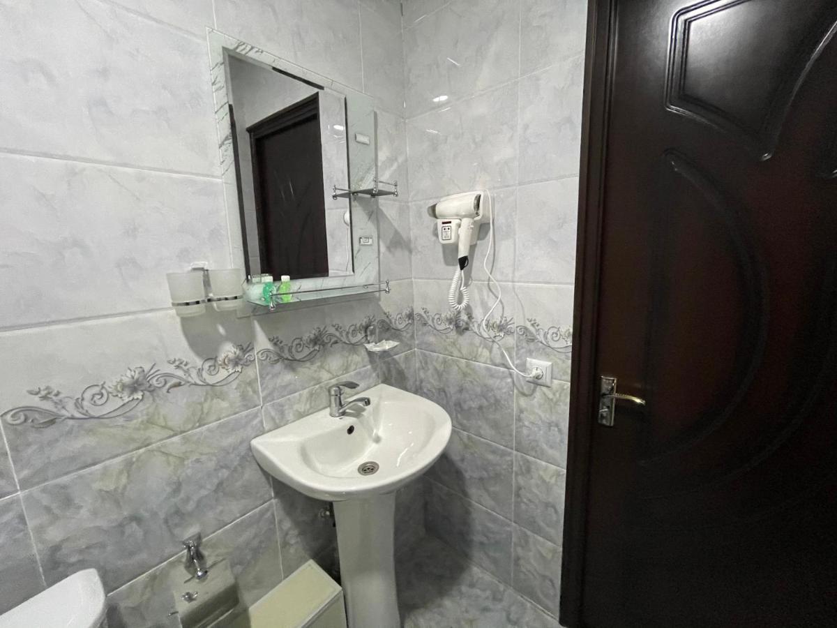 Ipak Hotel Taschkent Exterior foto